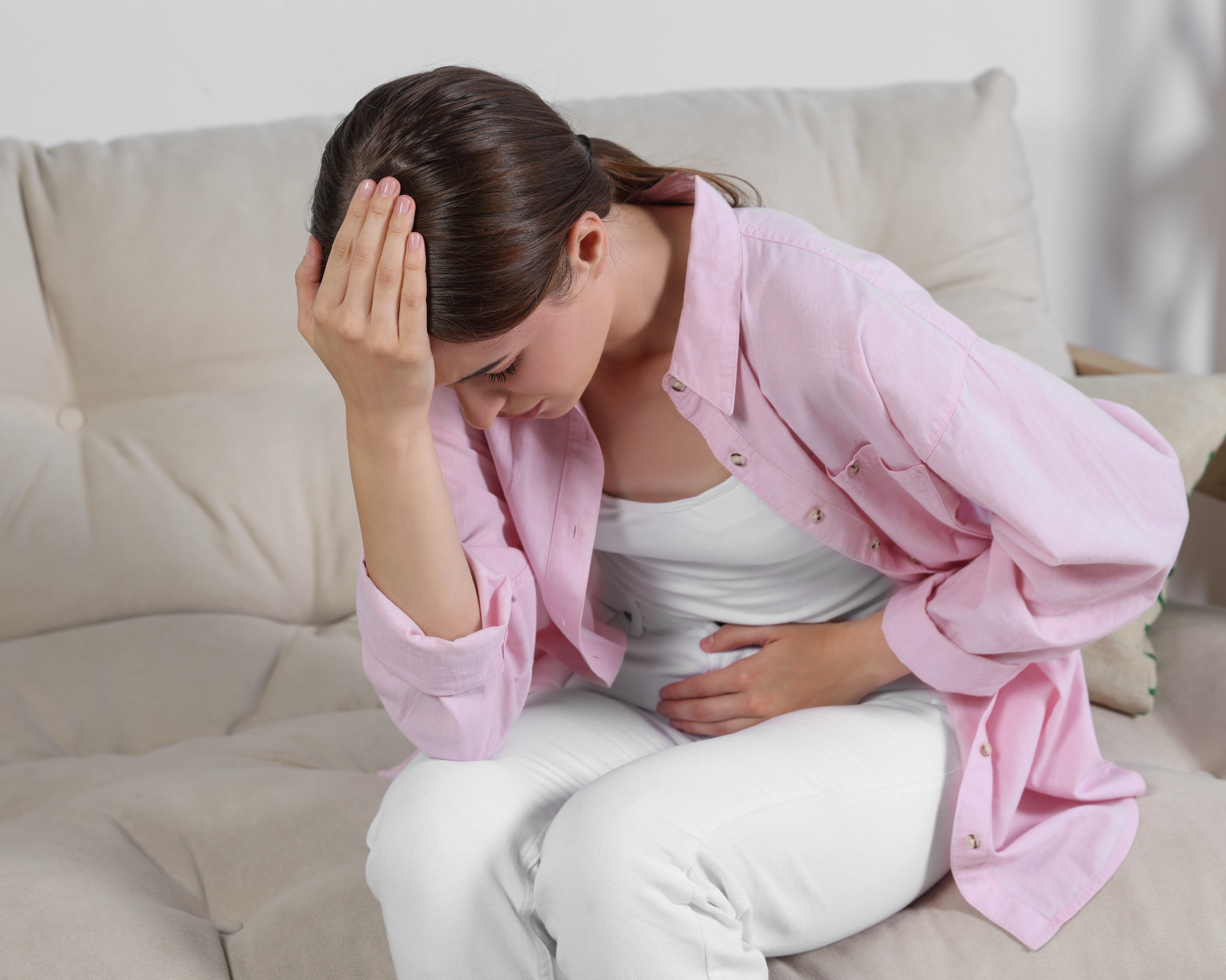 Hoe Homeopathie Kan Helpen bij Menstruatieproblemen zoals Krampen en Stemmingswisselingen